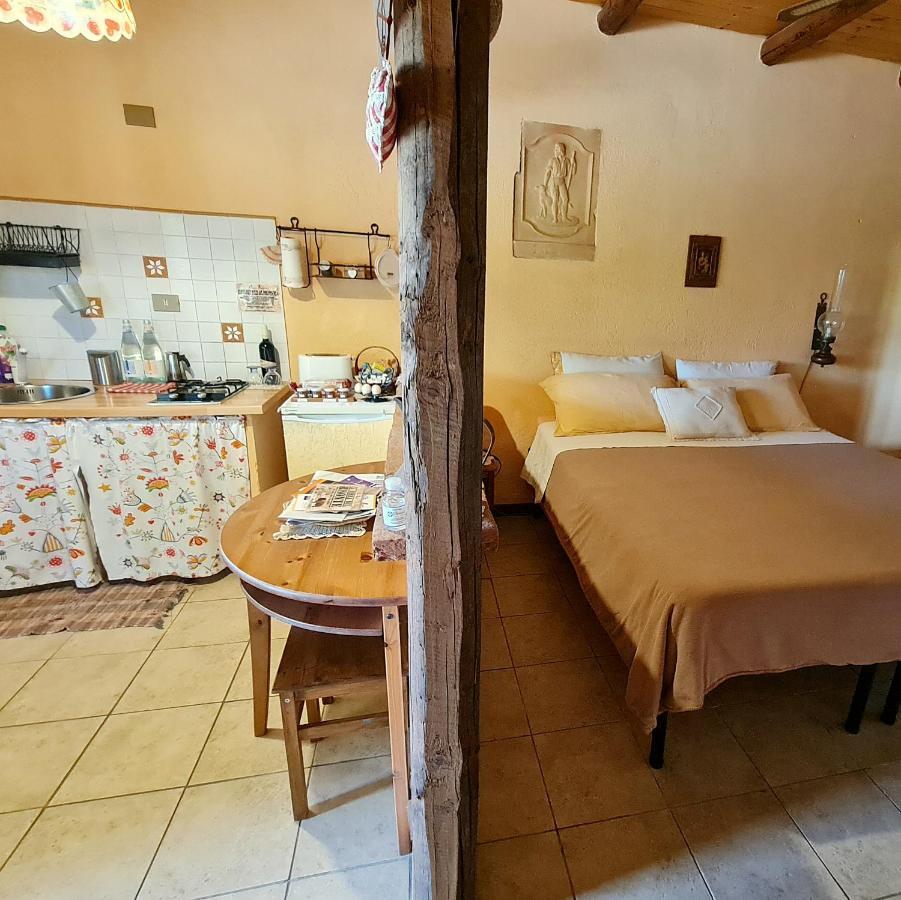 Castelnuovo Bormida Cascina Beneficioヴィラ エクステリア 写真
